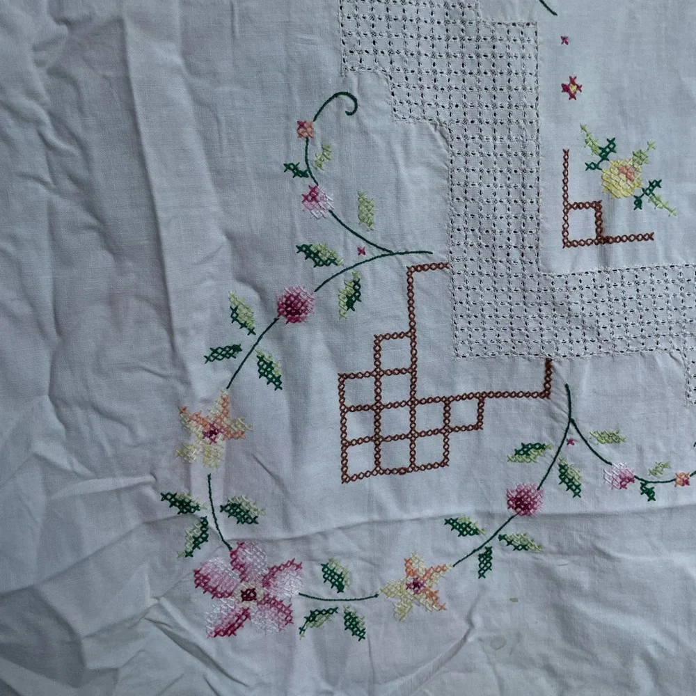 Vintage Tablecloth Hand Embroidered Floral CrossStitch 50” Sewing Upcycle craft - Picture 10 of 14